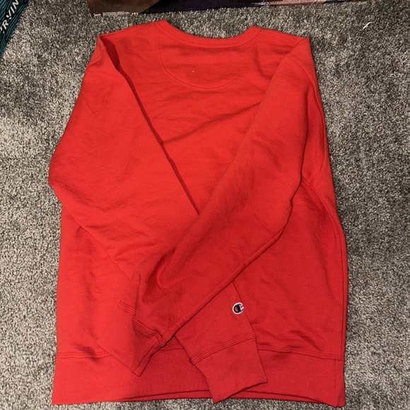 Size Medium like new Champion Crewneck - Picture 4 of 4